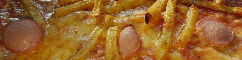 Lidl verkoopt pizza met Franse friet als topping