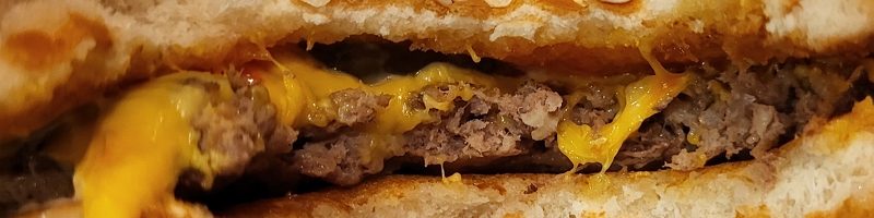 De Spicy Cheeseburger van McDonald’s getest