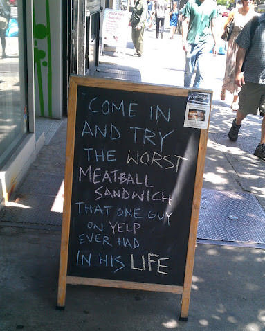 Uithangbord: Meatball sandwich